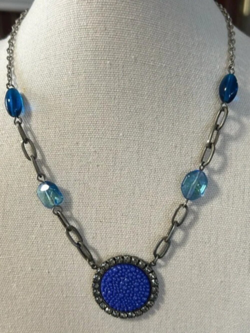 Sabika Medallion Beaded Necklace